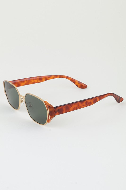 Opticality Oval Lenses
